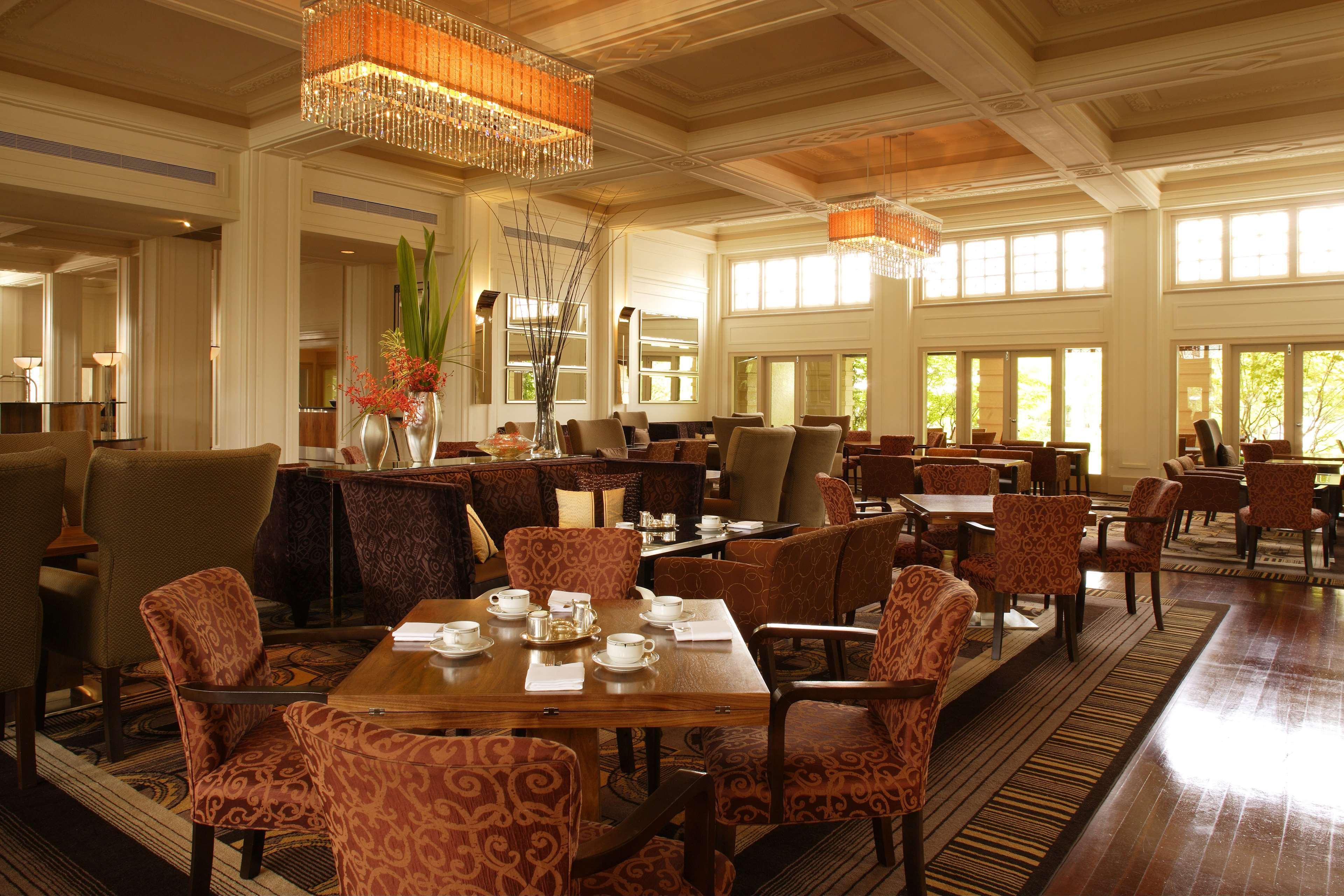 Hyatt Hotel Canberra - A Park Hyatt Hotel Ресторан фото The dining room at the Inn at the Opera