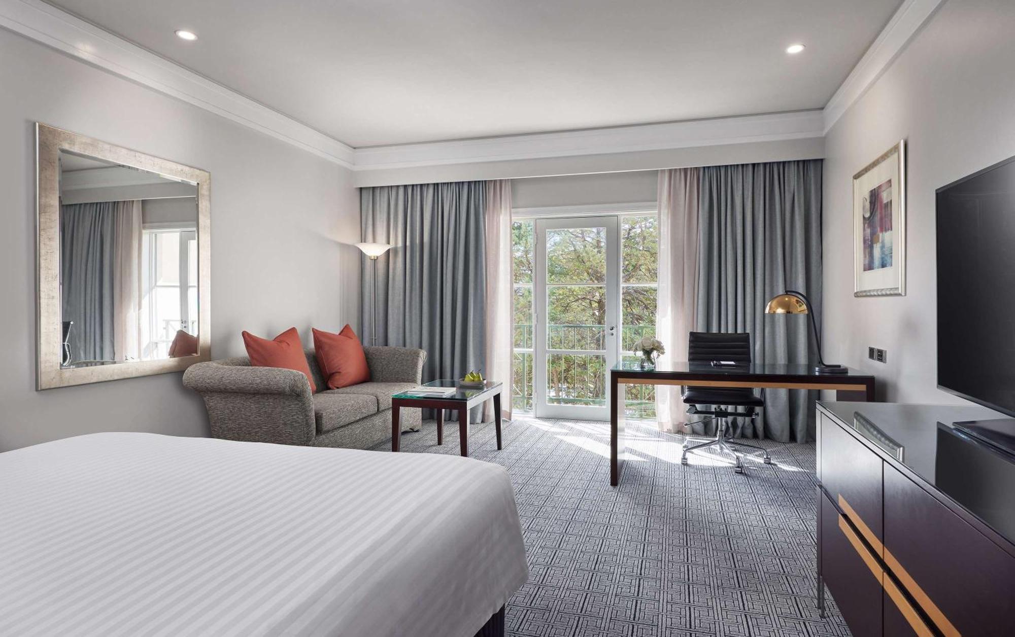 Hyatt Hotel Canberra - A Park Hyatt Hotel Экстерьер фото